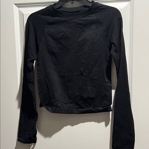 Women's Black Long Sleeve Workout Top